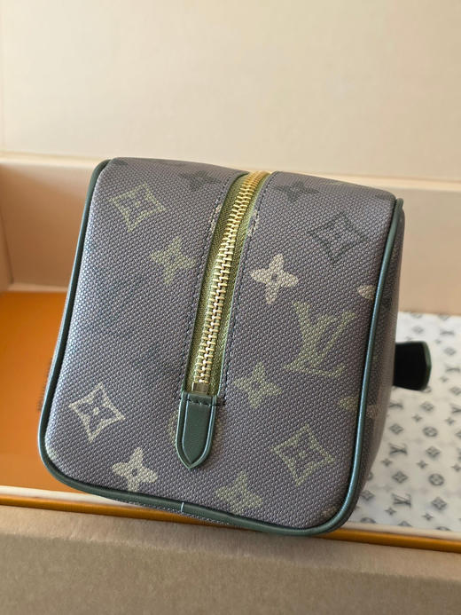 春夏特惠💰580 原单LV M26963绿色 手拿包洗漱包 DOPP KIT 盥洗袋 商品图3