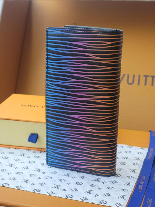 春夏特惠💰400 原单LV 长款钱夹BRAZZA 钱夹 M82585西装夹 商品图1