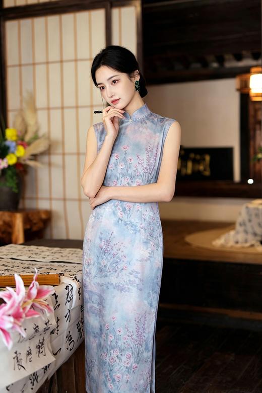 逸红颜明月优选 #「芸萝」仿萝手工钉珠立领旗袍，莫奈吉维尼花园，雾中看花花更柔 商品图5