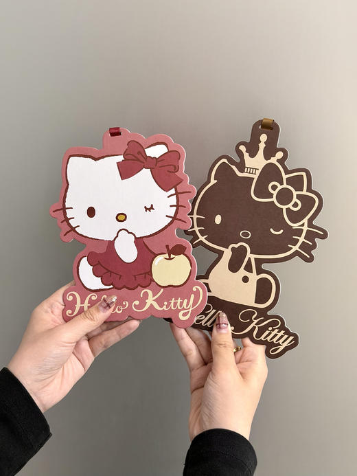 绽家6.18大促！【绽家&Hello Kitty联名联名精油香薰片】30 天超长散香，留香稳、不刺鼻，三重去味，衣柜 / 车内 / 鞋柜 / 卫生间全场景可用   0609 商品图2