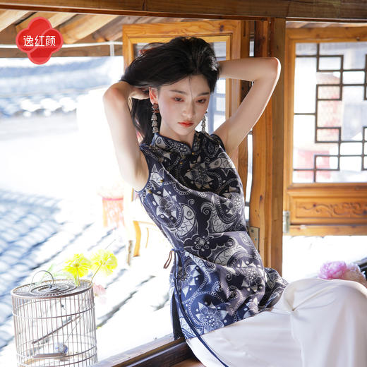 逸红颜《画澜》26年夏新款非遗民族风鱼纹印花系带天丝旗袍上衣女 商品图1