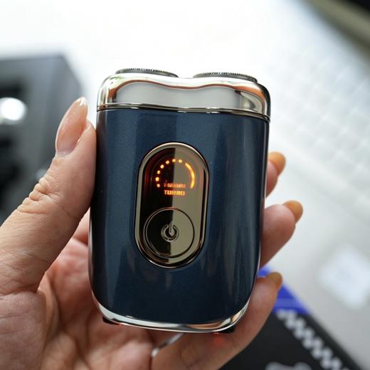 【中国500强 360°双环浮动刀网 剃/修/剪一台顶三台】创维三合一超跑2代Ultra剃须刀（IPX7级防水， 多色可选，送礼盒*手提礼袋 ） 商品图6