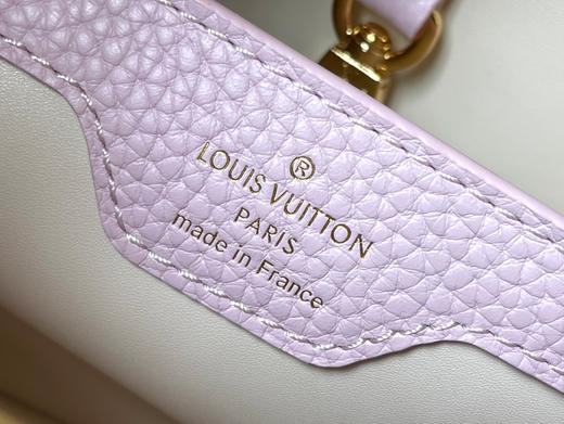 春夏特惠💰1650 渠道级LV te级LV 中号 新品 M23951/M48865芭蕾粉花卉挂锁款 本款Capucines 手袋 商品图7