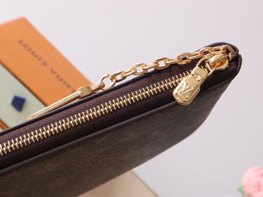 春夏特惠💰360 原单LV 中号 手包M13560实拍 Pochette Clés 中号钥匙零钱包 商品图6