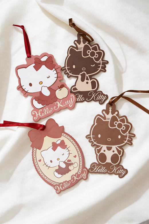 绽家6.18大促！【绽家&Hello Kitty联名联名精油香薰片】30 天超长散香，留香稳、不刺鼻，三重去味，衣柜 / 车内 / 鞋柜 / 卫生间全场景可用   0609 商品图5