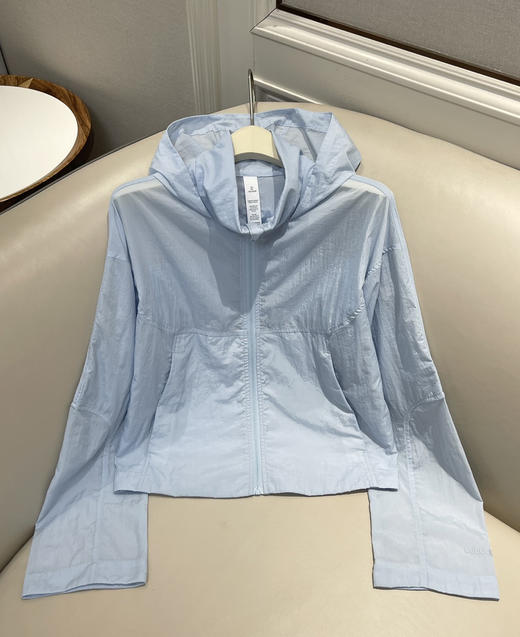 原单Lu家Lightweight Relaxed-Fit女士轻盈防晒衣皮肤衣061001 商品图10