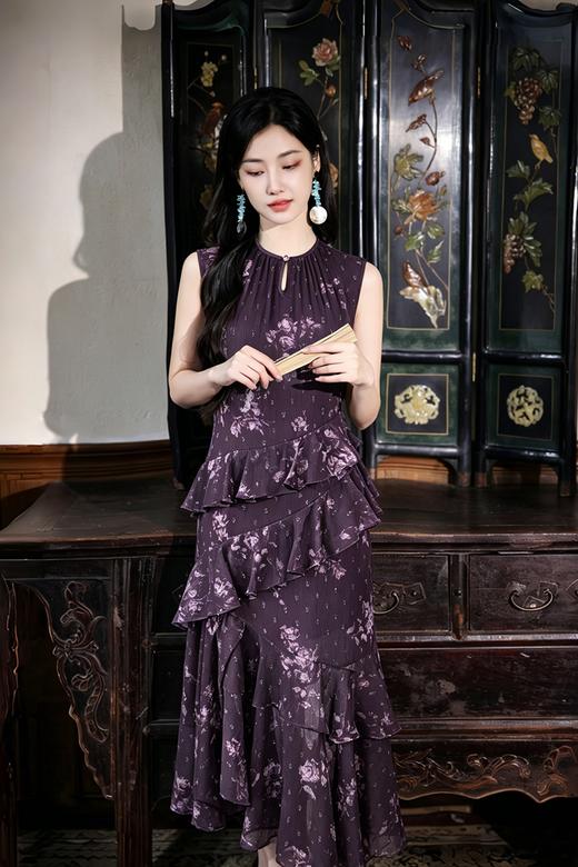 逸红颜明月优选#「夏绮璇 」| 石竹紫玫瑰印花雪纺蛋糕裙，石竹花的浪漫告白 商品图2