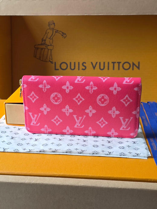 春夏特惠💰410 原单LV 长款钱夹 M27683棕！M27687玫红！M27686 蓝！M27684浅绿！M27685米白！ 商品图1