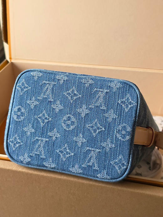春夏特惠💰780 原单LV M28107蓝色牛仔布 本款 Denim Rendez-Vous 系列 All In BB 手袋 商品图3