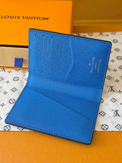 春夏特惠💰320 原单LV M11581卡包 這款小巧的袋裝皮夾 商品图6