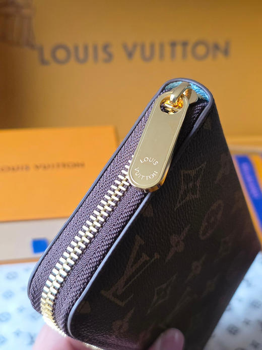 春夏特惠💰400 原单LV M28278蓝 LV经典Zippy长款拉链钱夹 商品图2