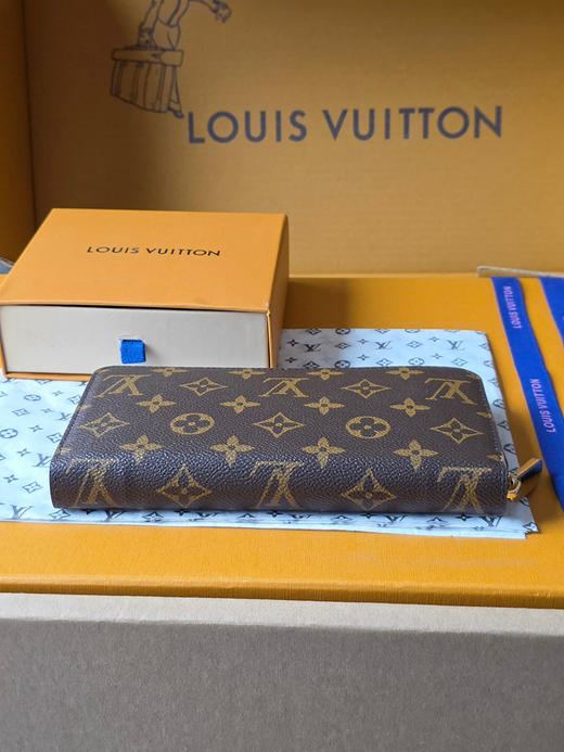春夏特惠💰400 原单LV M28277 LV经典Zippy长款拉链钱夹 商品图3