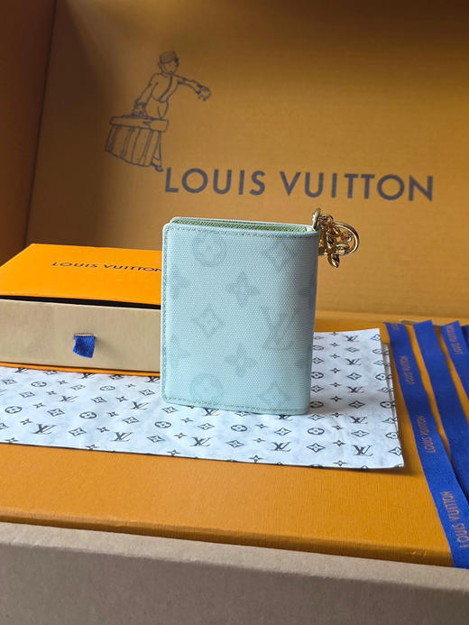 春夏特惠💰400 原单LV M26328棕色！M27680玫红！M27688白！M27679浅绿！M28327浅蓝！ 商品图1
