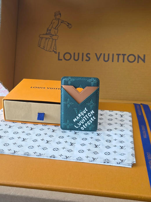 春夏特惠💰300 原单LV 彩色系手机贴M26945 手机磁贴 商品图0