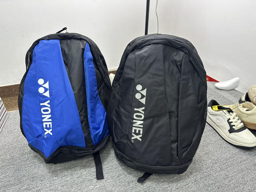 【尤尼克斯BA92412MEX专业羽毛球网球双肩包】撤柜正品，运动党闭眼入的！专为羽球、网球爱好者量身打造，科学分区设计实用性拉满 商品图0