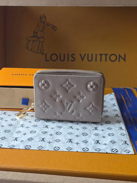 春夏特惠💰450 原单LV M81599 Zippy零钱包系列 Lou Coussin 钱夹