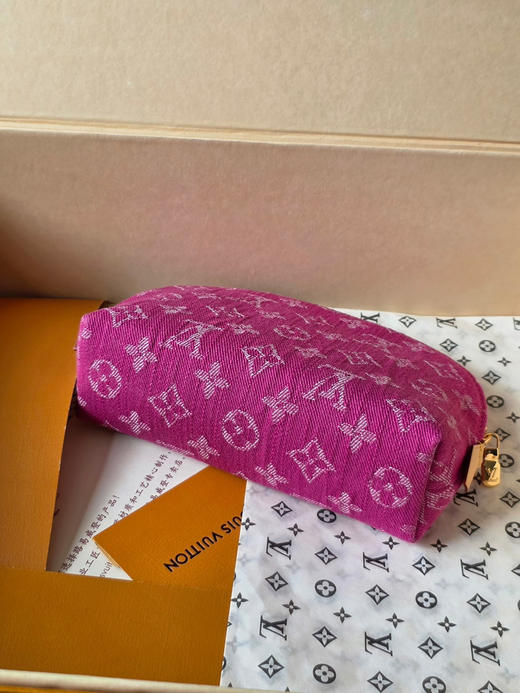 春夏特惠💰400 原单LV M28050牛仔布 包身采用Monogram提花帆布/丹宁面料 商品图5