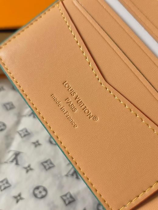 春夏特惠💰340 原单LV Siender短夹钱包M26838 橙色 /M26837蓝色！M26846玫红！M26839绿色！M26840杏白 属于对折式收纳款 商品图7