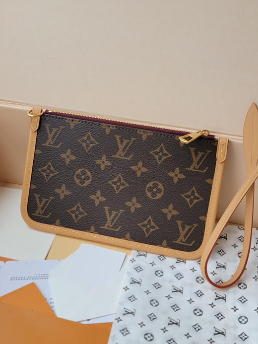 春夏特惠💰320 原单LV M46203 零钱袋 单包 CARRYALL 小号老花子母包 商品图1