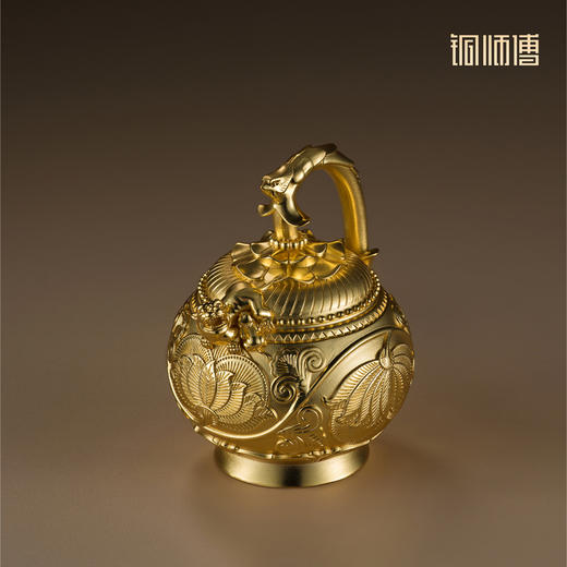 铜师傅 陕西历史博物馆系列《青瓷提梁倒灌壶铜摆件》工艺品摆件 商品图3