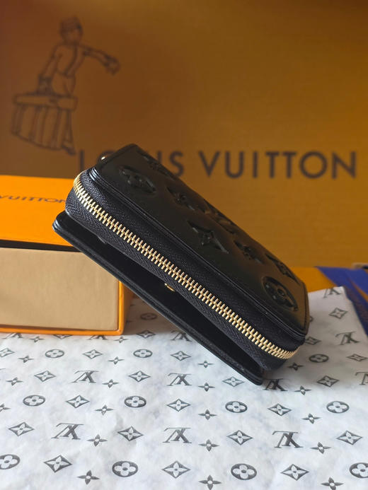 春夏特惠💰450 原单LV M81599 Zippy零钱包系列 Lou Coussin 钱夹 商品图7