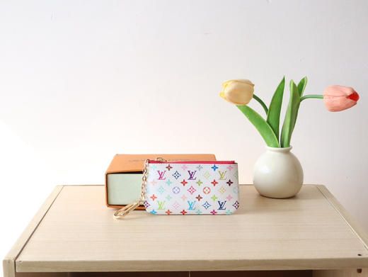 春夏特惠💰330 原单LV 13664三彩零钱包 Murakami系列的钥匙零钱包 商品图0