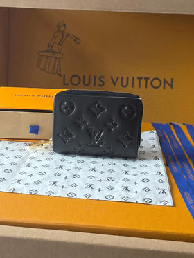 春夏特惠💰450 原单LV M81599 Zippy零钱包系列 Lou Coussin 钱夹