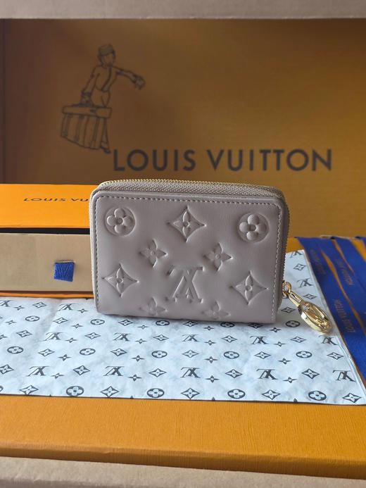 春夏特惠💰450 原单LV M81599 Zippy零钱包系列 Lou Coussin 钱夹 商品图1