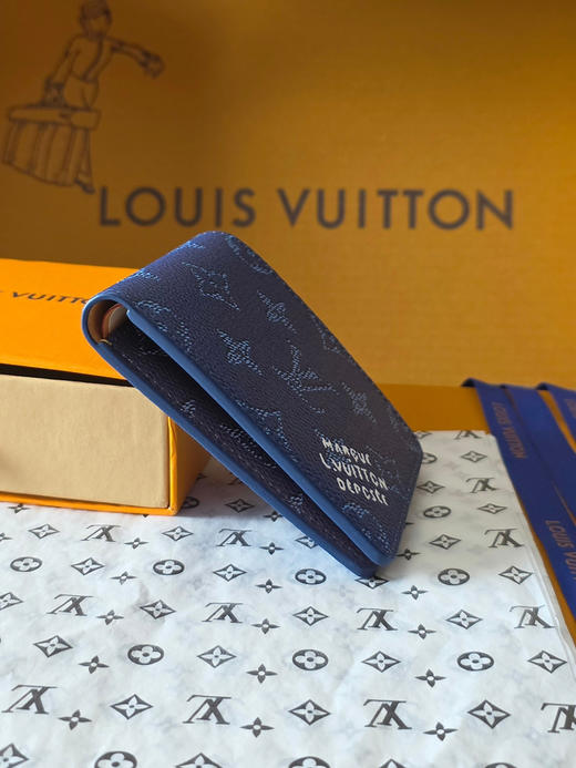 春夏特惠💰340 原单LV Siender短夹钱包M26838 橙色 /M26837蓝色！M26846玫红！M26839绿色！M26840杏白 属于对折式收纳款 商品图3