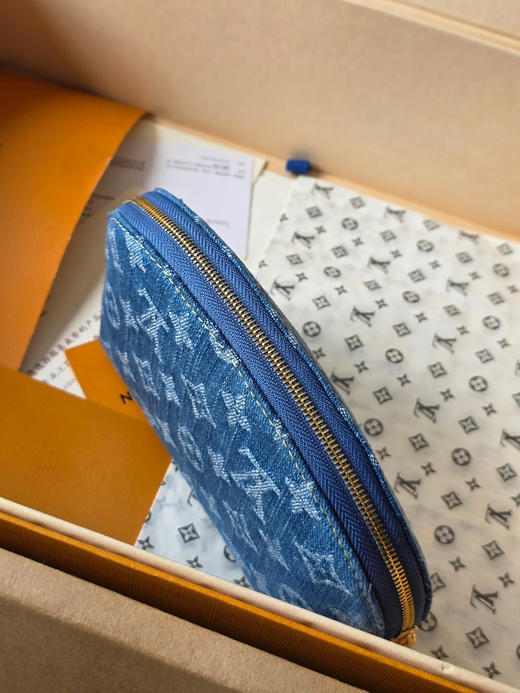 春夏特惠💰400 原单LV M28050牛仔布 包身采用Monogram提花帆布/丹宁面料 商品图5