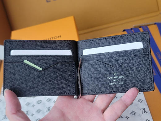春夏特惠💰320 原单LV 钱包美金夹M66543 十字纹 商品图4