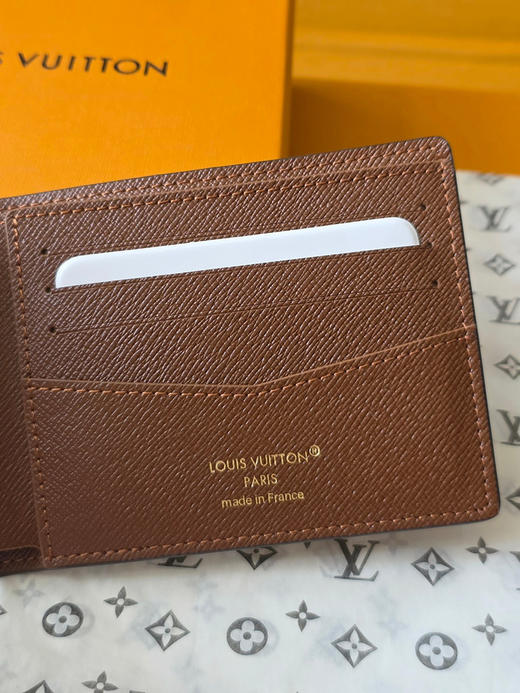 春夏特惠💰320 原单LV 芯片版M27547 短夹 本款 Slender 钱夹采用 Monogram 花卉涂层帆布 商品图6