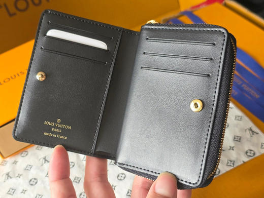 春夏特惠💰450 原单LV M81599 Zippy零钱包系列 Lou Coussin 钱夹 商品图2