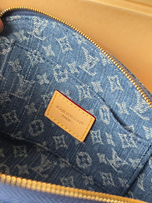 春夏特惠💰400 原单LV M28050牛仔布 包身采用Monogram提花帆布/丹宁面料 商品图8