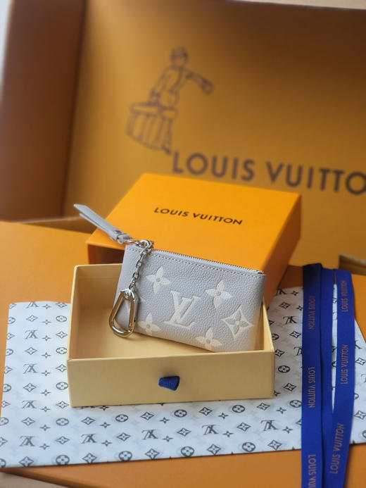春夏特惠💰340 原单LV 零钱包M13793丝印灰 本款钥匙包出自新季Sunrise Aquarelle系列 商品图1