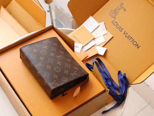 春夏特惠💰670 渠道级LV te级LV 中号手包M47544 商品图1