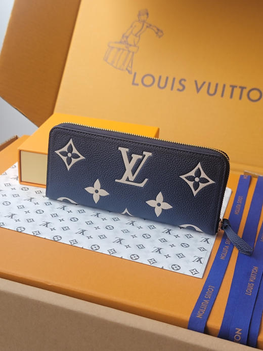 春夏特惠💰500 原单LV M83594 丝印深蓝色 头层 优雅的Clémence钱包 商品图1