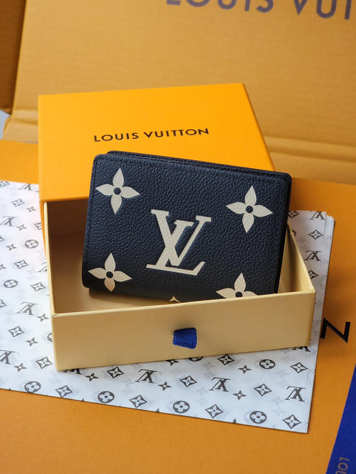 春夏特惠💰480 原单LV M83362 丝印蓝 头层 突出压花加工的Monogram图案 商品图1