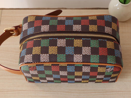 春夏特惠💰550 原单LV M00151化妆包 本款 Locker Dopp Kit 盥洗袋 商品图4