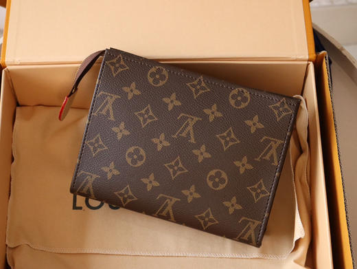 春夏特惠💰670 渠道级LV te级LV 中号手包M47544 商品图3