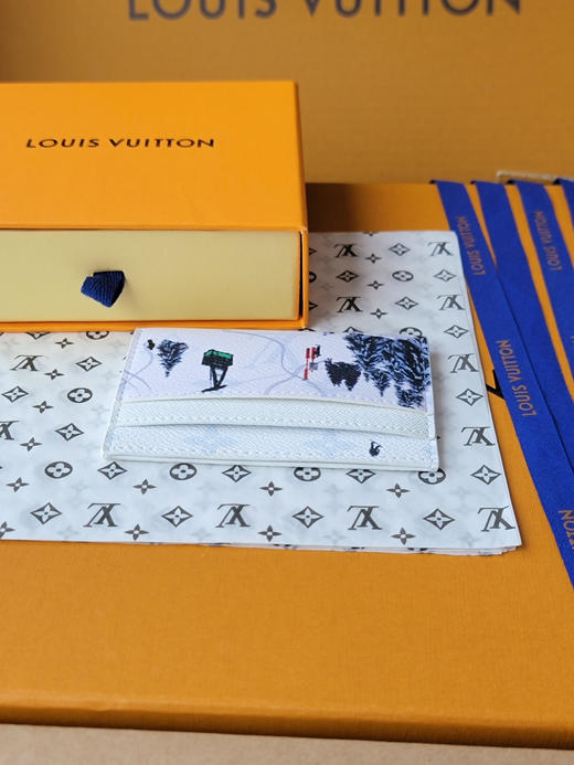 春夏特惠💰300 原单LV 卡包M14864卡片白 作为父亲节系列的一部分 商品图2