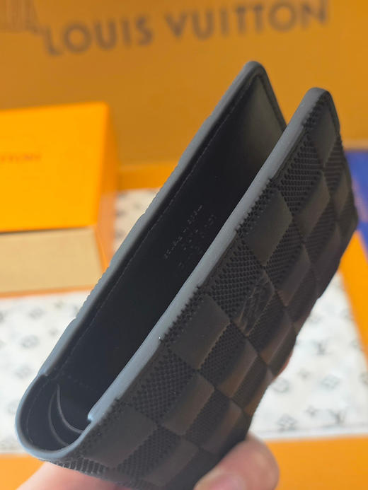 春夏特惠💰330 原单LV MULTIPLE短钱夹 M60895压格 商品图4