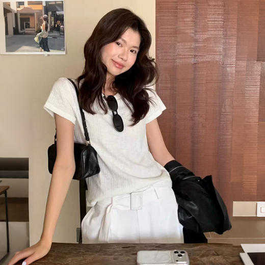 西遇韩系正肩短袖T恤女2026年夏季新款坑条肌理感修身短款上衣SS060492 商品图4