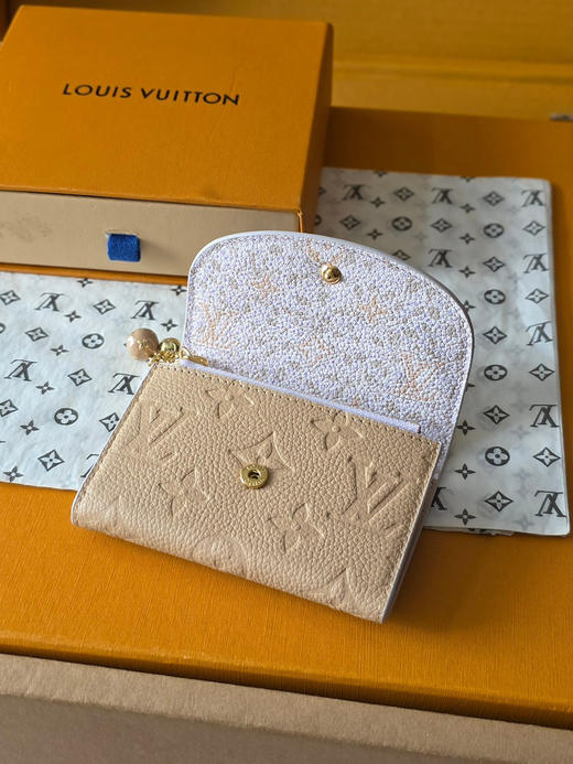 春夏特惠💰380 原单LV M28987 Rosalie 零钱包. 尺寸：11X8cm 商品图4