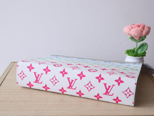 春夏特惠💰470 原单LV 手包M13907实拍 此款小巧而时髦Pochette Voyage中号手包 商品图2