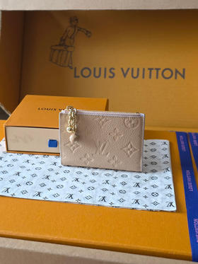春夏特惠💰400 原单LV M28980 Lisa钱包 尺寸:9 x 11.5 x 1.5 cm