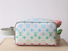 春夏特惠💰580 原单LV M14034实拍 本款 Locker Dopp Kit 盥洗袋
