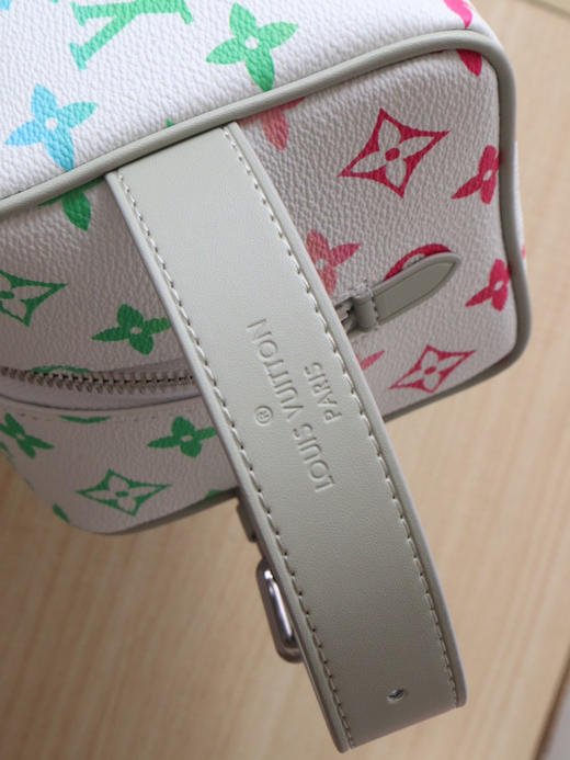 春夏特惠💰580 原单LV M14034实拍 本款 Locker Dopp Kit 盥洗袋 商品图4