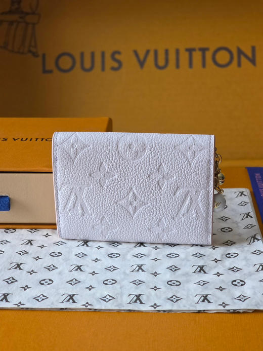 春夏特惠💰380 原单LV M29249 Rosalie 零钱包. 尺寸：11X8cm 商品图1