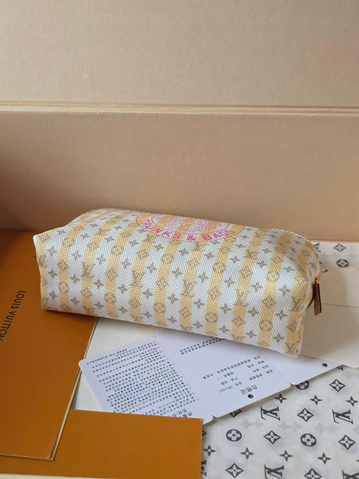 春夏特惠💰400 原单LV 化妆包M28679 商品图2